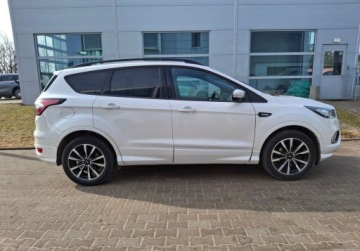 Ford Kuga II SUV Facelifting 2.0 TDCi 180KM 2017 Ford Kuga 2.0 TDCI 180 KM 4x4 automat ST-Line pakiety 2.0 Diesel 180KM, zdjęcie 2