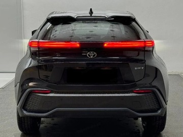 Toyota C-HR II SUV 1.8 Hybrid 140KM 2025 Od ręki - Style 1.8 Hybrid 140KM | Podgrzewane fotele!, zdjęcie 2
