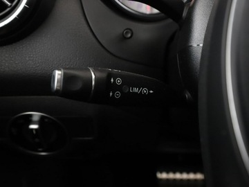 Mercedes CLA C117 Shooting Brake 1.6 180 122KM 2015 Mercedes CLA 180 automat bi-xenon panorama, zdjęcie 28