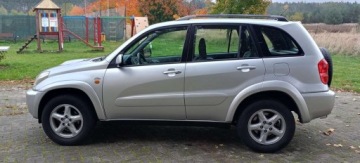 Toyota RAV4 II 2003 Toyota RAV4 Toyota RAV4 2.0 d 4x4 2.0 Diesel 85KM, zdjęcie 6