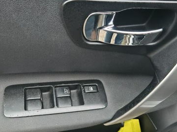 Nissan Qashqai I Crossover 2.0 141KM 2011 Nissan Qashqai 2.0 CVT acenta, zdjęcie 9