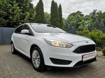 Ford Focus III Kombi Facelifting 1.0 EcoBoost 100KM 2017 Ford Focus 1.0 ECOBOST 100KM Klima Isofix P. fote, zdjęcie 2