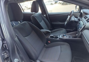 Nissan Leaf II Hatchback Elektryczny 40kWh 150KM 2022 Nissan Leaf 40kWh Acenta 150 KM I wl. sewisowany w ASO Elektryczny, zdjęcie 12