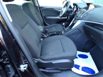 Opel Zafira C Tourer 1.4 Turbo ECOTEC 140KM 2013 Opel Zafira Navi /Klimatronic /1,4 /140KM /I, zdjęcie 30