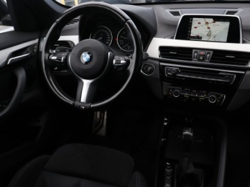 BMW X1 F48 Crossover xDrive20i 192KM 2018 BMW X1 xDrive20i, Salon Polska, Serwis ASO, 4X4, zdjęcie 6