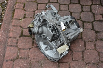 SKRZYNIA BIEGÓW PEUGEOT 206 1,6 8V 20CD32 LZ26
