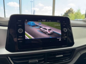 Volkswagen T-Roc I SUV Facelifting 1.5 TSI ACT 150KM 2023 Volkswagen T-Roc Life Kamera cofania LED CarPlayAndroid Auto Asystent, zdjęcie 29