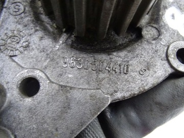 CITROEN C8 ULISEE 807 02-06 2.2 HDI ČERPADLO VODY ORIGINÁLNÍ 9630504410