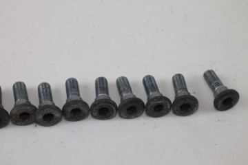 БОЛТЫ ПЕРЕДНЕГО ТОРМОЗНОГО ДИСКА HONDA CBR 600 PC25