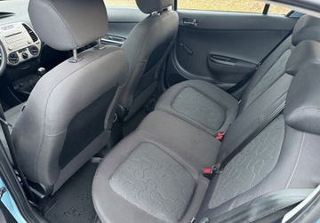 Hyundai i20 I Hatchback 5d 1.2 DOHC 78KM 2009 Hyundai i20 1.2 Benzyna 78KM, zdjęcie 4