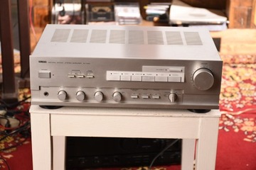 Wzmacniacz Yamaha AX-530