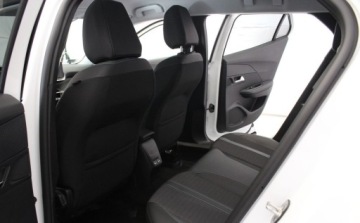 Peugeot 2008 II SUV 1.2 PureTech 130KM 2022 Peugeot 2008 PureTech 130 AUTOMAT EAT8 Allure Pack Perla SalonPL od R, zdjęcie 28