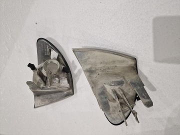 BLIKAČ BMW 3 E46 LEVÝ PŘEDNÍ BÍLÝ 0311328003 1998-2001