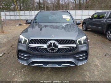 Mercedes GLE V167 2022 Mercedes-Benz GLE 2022, 2.0L, 4x4 2.0 Benzyna 255KM, zdjęcie 1