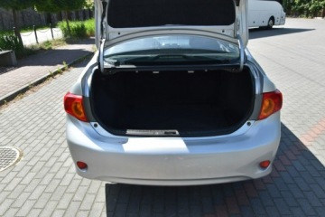 Toyota Corolla X Sedan 1.6 Valvematic 132KM 2009 Toyota Corolla 1.6Benzyna VVT-i 132KM 2009r. SALON, zdjęcie 17