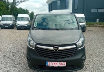 Opel Vivaro B Kombi Extra Long H1 2,9t 1.6 BiTurbo 125KM 2016 Opel Vivaro Opel Vivaro 1.6 Diesel 125KM, zdjęcie 1