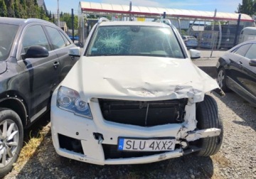 Mercedes GLK Off-roader 2.1 200 CDI BlueEFFICIENCY 143KM 2011 Mercedes-Benz GLK 2011r, 2.0CDI. Uszkodzony lewy przod. 2.1 Diesel 143KM, zdjęcie 18