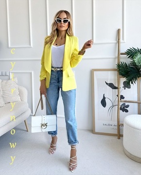 КУРТКА ЖЕНСКАЯ, стильная, с драпированными рукавами.