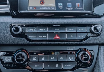 Kia Niro I Crossover 1.6 GDi Hybrid 141KM 2017 Kia Niro Bezwypadkowe, FV23, XL, KredytowanieLeasing gwarancja 12m, Plug-in, zdjęcie 22