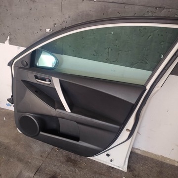 MAZDA 3 BL DVEŘE PRAVÉ PŘEDNÍ KOMPLETNÍ SKLO (OKNO) ZRCÁTKO