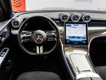 Mercedes GLC C254/X254 SUV 2.0 200d 163KM 2025 MERCEDES-BENZ GLC 200 d 4-Matic AMG Line 2.0 (163KM) 2025, zdjęcie 6