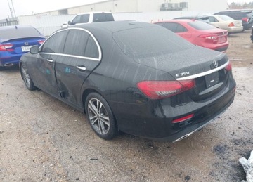 Mercedes Klasa E W213 Limuzyna Facelifting 2.0 E300 258KM 2021 Mercedes-Benz Klasa E MERCEDES-BENZ E 350 2.0 Benzyna 259KM, zdjęcie 4