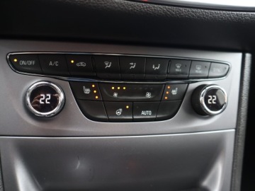 Opel Astra K Hatchback 5d 1.0 Turbo 105KM 2016 Opel Astra 1.0 Turbo, Klima, Klimatronic, zdjęcie 15