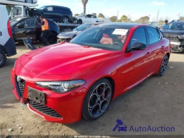 Alfa Romeo Giulia II Sedan Facelifting 2.0 Turbo 280KM 2023 Alfa Romeo Giulia Veloce 2023 2.0 Benzyna 280KM
