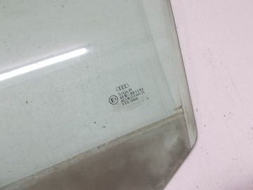 AUDI A4 B5 SKLO (OKNO) DVEŘE PŘEDNÍ LEVÝ ZELENÁ 4D