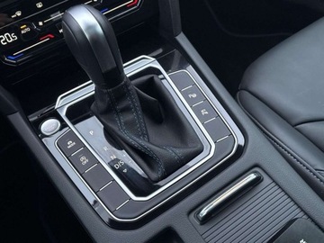 Volkswagen Arteon Shooting Brake R 2.0 TSI 320KM 2024 Volkswagen Arteon Shooting Brake kamera 360 panorama Harman Kardon hak, zdjęcie 16