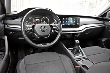 Skoda Octavia IV Liftback 1.5 TSI EVO 150KM 2022 Škoda Octavia Skoda Octavia Bezwypadkowy / Salon, zdjęcie 12