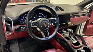 Porsche Cayenne III SUV 3.0 340KM 2021 Porsche Cayenne 3.0 Benzyna 340KM, zdjęcie 24
