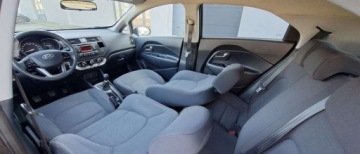 Kia Rio III Hatchback 3d 1.2 DOHC CVVT 85KM 2014 Kia Rio Kia Rio 1.2 Attract 1.2 Benzyna 85KM, zdjęcie 18