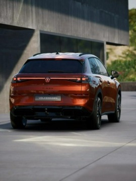 Volkswagen T-Roc I SUV Facelifting 1.5 TSI ACT 150KM 2026 Volkswagen T-Roc Wersja R-Line 1.5 eTSI 150 KM DSG, zdjęcie 10