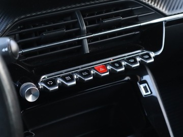 Peugeot 208 II Hatchback 1.2 PureTech 75KM 2020 Peugeot 208 1.2 PureTech, Salon Polska, zdjęcie 14