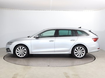Skoda Octavia IV Scout 1.5 TSI ACT 150KM 2022 Skoda Octavia 1.5 TSI, Salon Polska, zdjęcie 2