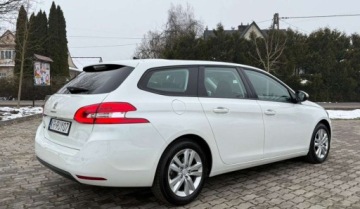 Peugeot 2014 Peugeot 308 Peugeot 308 PureTech 130 GPF Stop amp Start Allure Pack 1.2, zdjęcie 10