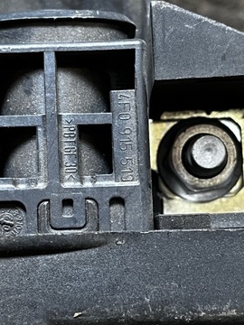 19 AUDI A3 A4 A6 KLIKA PLUSOVÁ POJISTKA 4F0915519