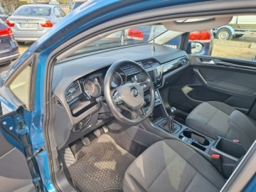 Volkswagen Touran III 2.0 TDI 150KM 2016 Volkswagen Touran Klimatronik Ksenon Nawigacja, zdjęcie 10