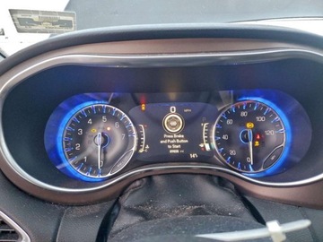 Chrysler Pacifica II 2018 Chrysler Pacifica Touring L Plus 2018 3.6 Benzyna 287KM, zdjęcie 9