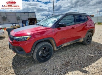 Jeep Compass II 2023 Jeep Compass Trailhawk 2023 2.0 Benzyna 200KM