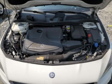 Mercedes CLA C117 2017 Mercedes-Benz CLA 250 2017 2.0l 2.0 Benzyna 208KM, zdjęcie 6