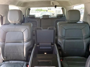 Lincoln Navigator III 2023 Lincoln Navigator Black Label 2023 3.5l 3.5 Benzyna 440KM, zdjęcie 10