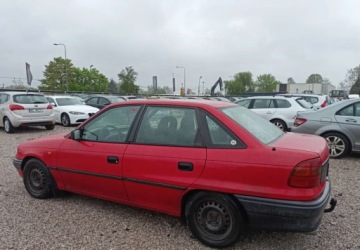 Opel Astra F Cabrio 1.4 Si 82KM 1998 Opel Astra Opel Astra 1.4 BenzynaLPG 82KM, zdjęcie 2