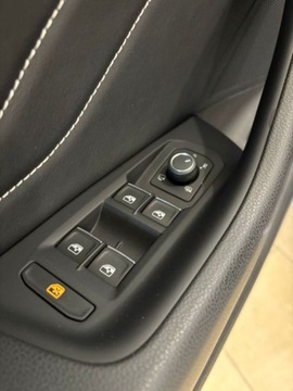 Volkswagen Arteon Fastback Facelifting 2.0 TSI 190KM 2022 Volkswagen Arteon R-Line 2.0TSI 190KM VAT 23 AppConnect Tempomat 2.0, zdjęcie 8