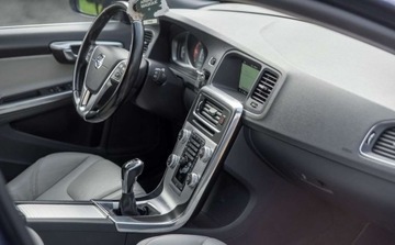 Volvo V60 I Kombi Facelifting 2.0 D4 DRIVE-E 181KM 2015 Volvo V60 Volvo V60 D4 Ocean Race 2.0 Diesel 181KM, zdjęcie 26