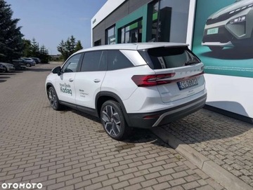 Skoda Kodiaq I SUV Facelifting 2.0 TDI SCR 150KM 2024 Skoda Kodiaq Selection 2.0TDI 150km, DSG, Matrix, ACC, 360, wnetrze Szara, zdjęcie 8