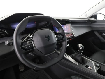 Peugeot 308 III SW 1.2 PureTech 130KM 2023 Peugeot 308 półskóra navi virtual cocpit kamery, zdjęcie 13