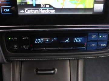 Toyota Corolla XI Sedan Facelifting 1,6 Valvematic 132KM 2017 Toyota Corolla 1.6 Valvematic, Salon Polska, zdjęcie 15