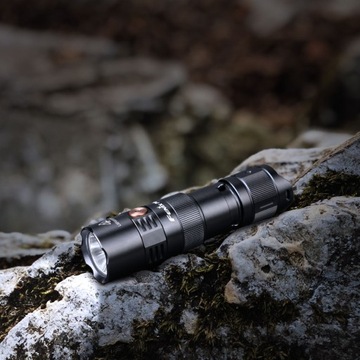Фонарик Fenix ​​PD25R, небольшой фонарик EDC.